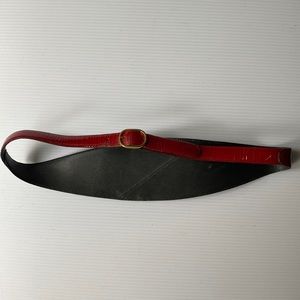 Vintage Saks Fifth Avenue Belt